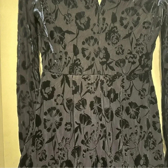 Lush blue velvet romper long bell sleeve medium v neck burnout - Picture 5 of 9